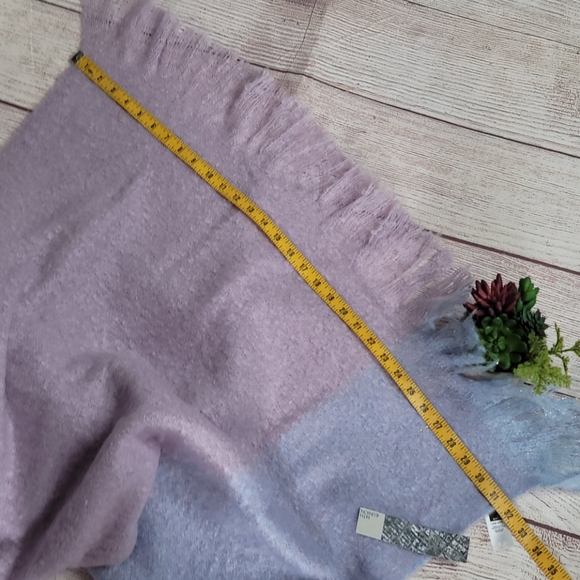 14th & Union fringe blue and purple scarf/wrap NWT - Picture 9 of 9